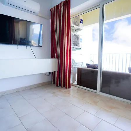 Stylish Seaside With Coastal Elegance Sv11 斯利马